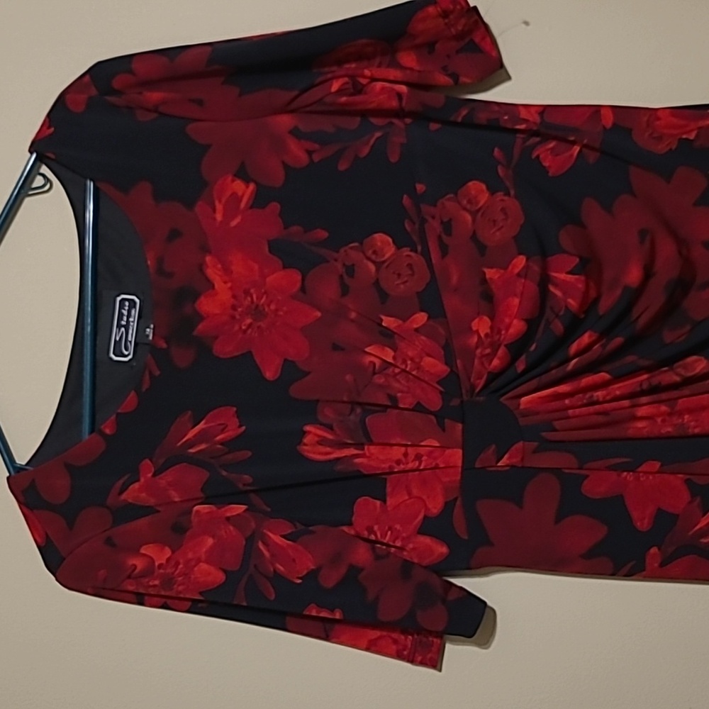 Elegant Floral Midi Dress